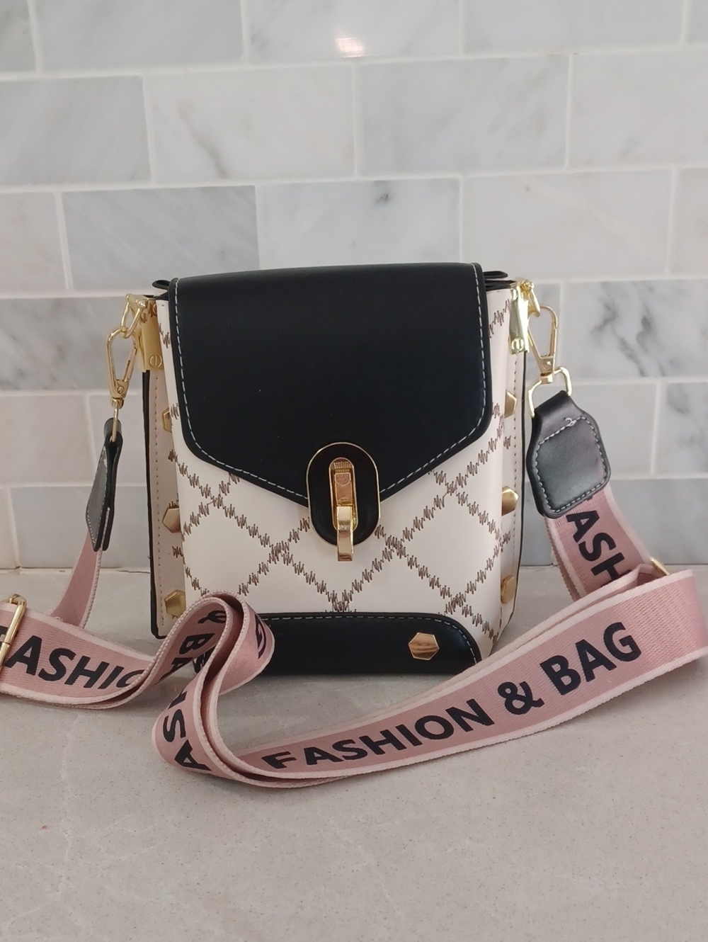 Black Cream Pink Diamond Crossbody Mini Box Bag Purse Removable Wide Strap - Picture 4 of 11